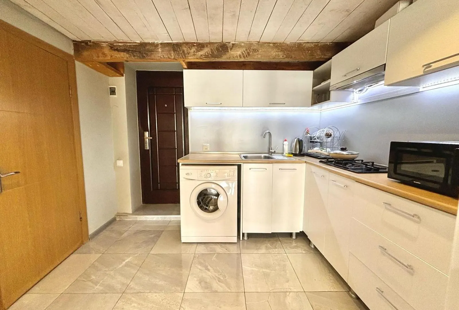 טביליסי Charming Apartment In Historical Building With Smarttv 0*,